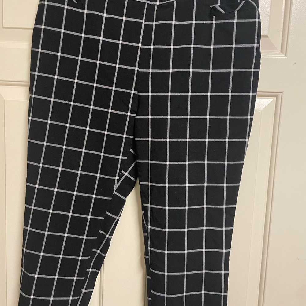 Kim Rogers Black pull on Grid Pattern Pants
